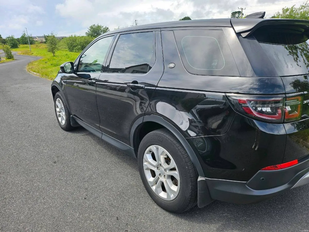 Land Rover Discovery Sport 2.0 D.. 7 seater - Image 3