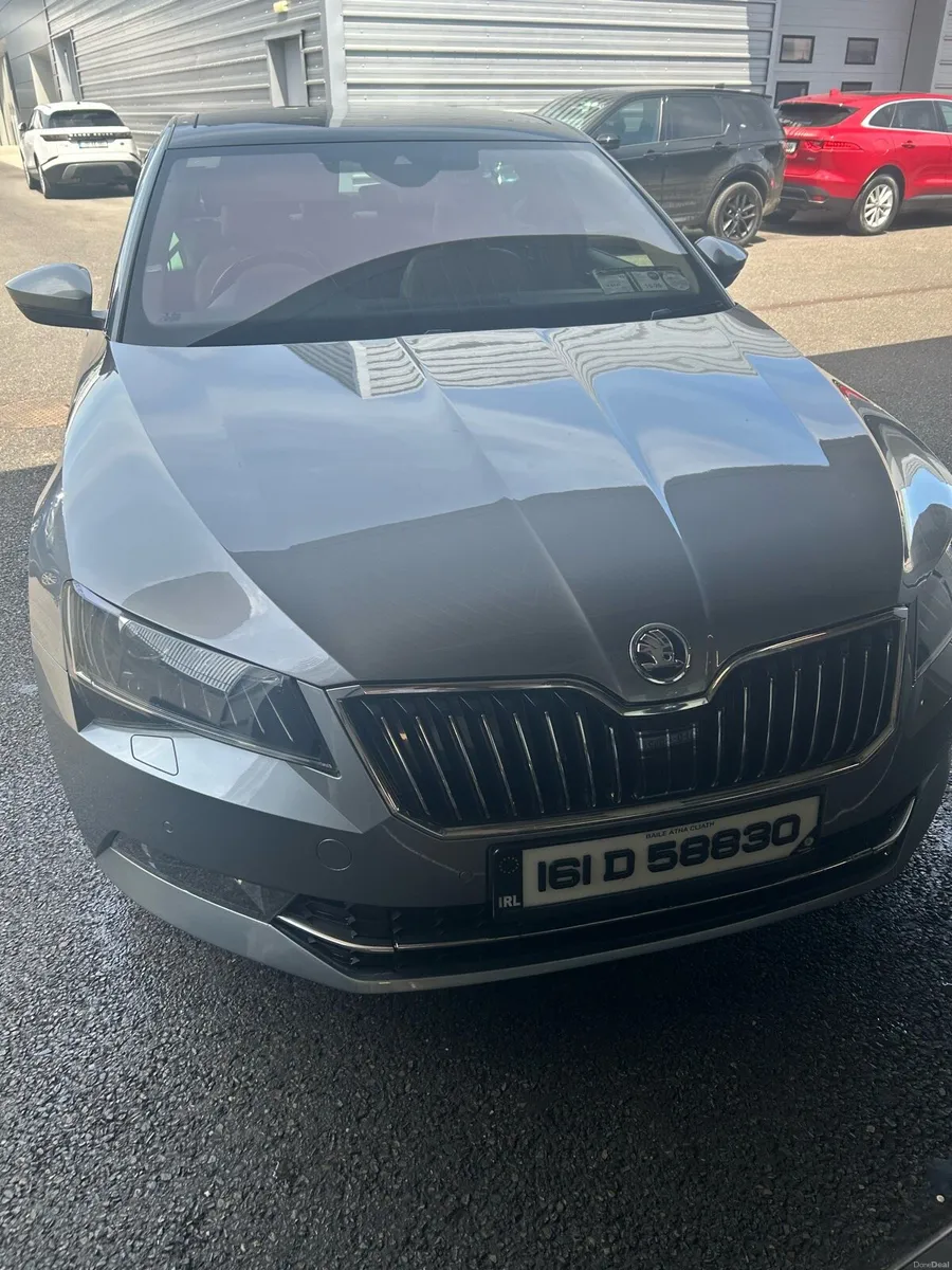 Car - Image 1