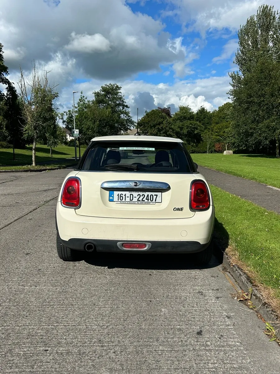 Mini One 5Dr - Image 3