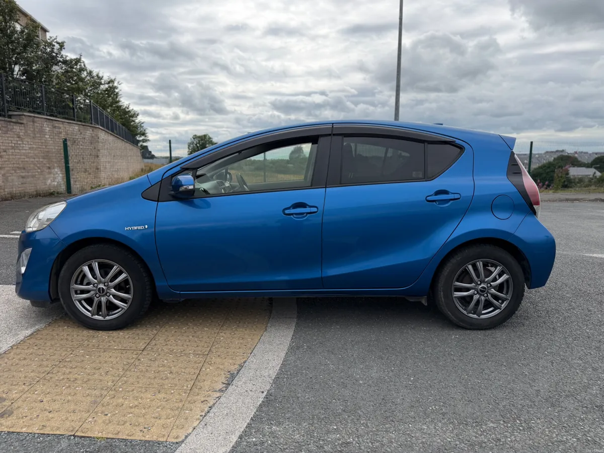 15 Toyota Aqua 1.5 Hybrid Low Mileage Fresh Import - Image 3