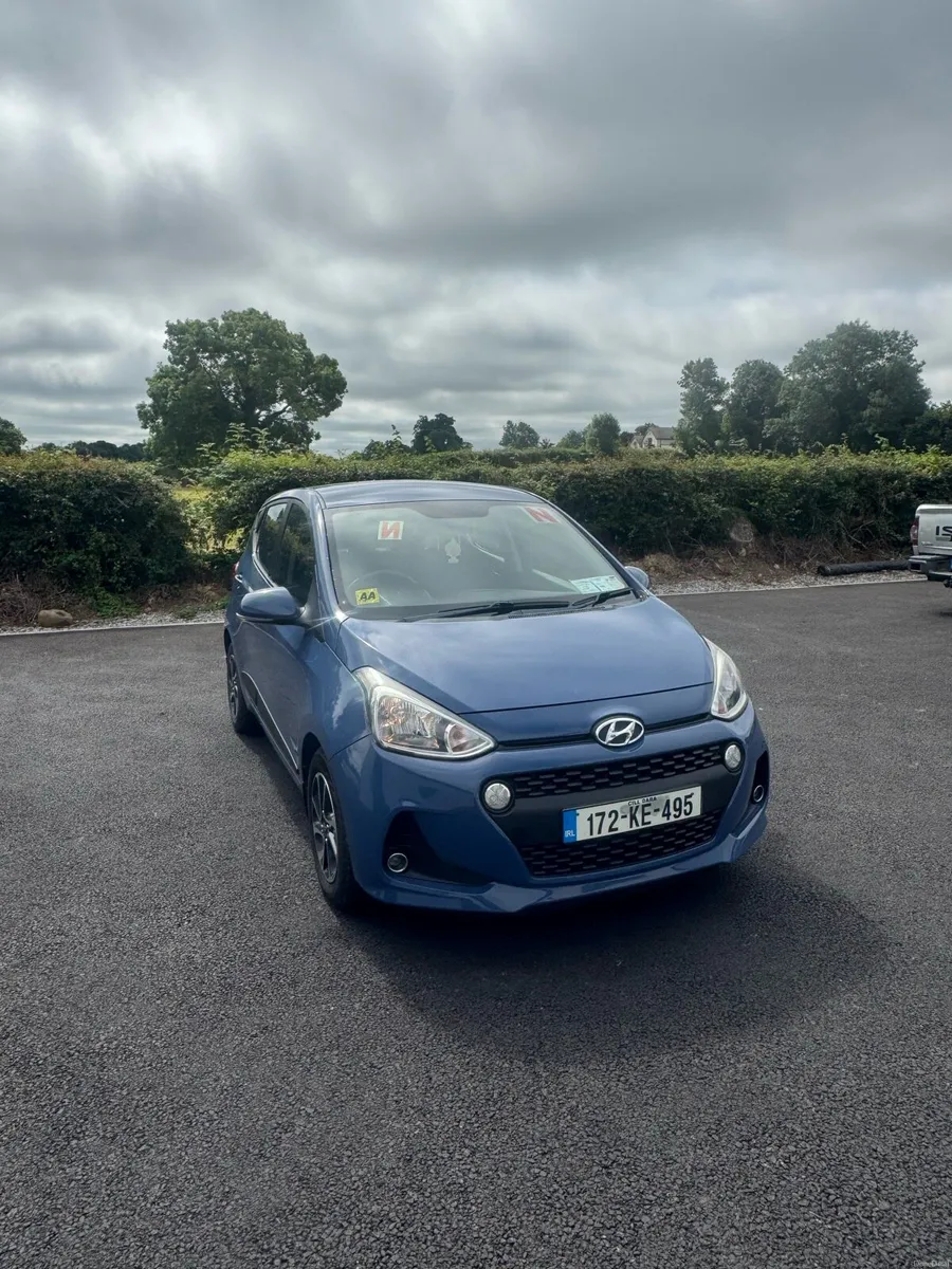 Hyundai I10 Deluxe Edition - Image 1