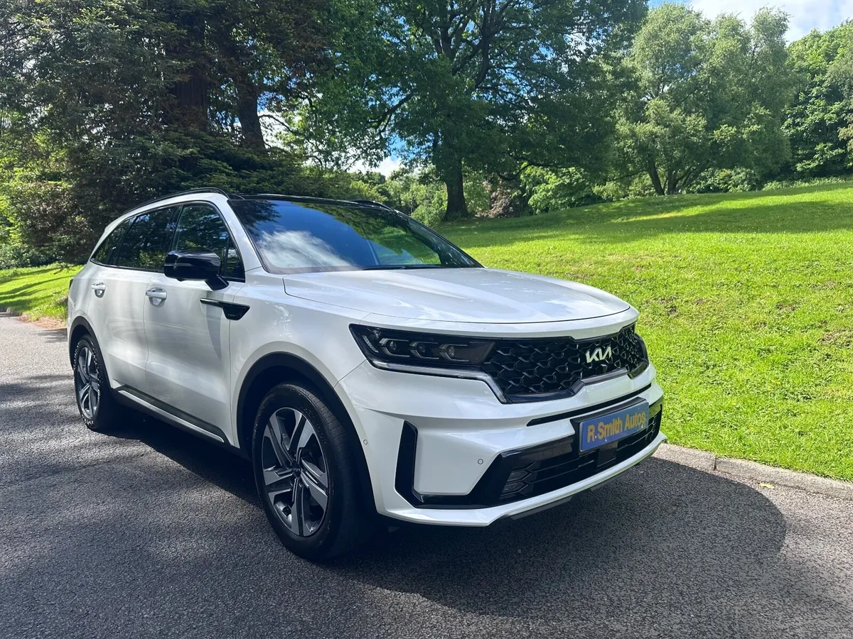 Kia Sorento 2023 - Image 1