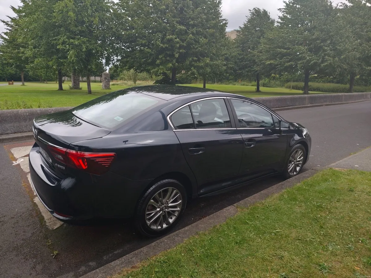 Toyota Avensis 2018 - Image 6