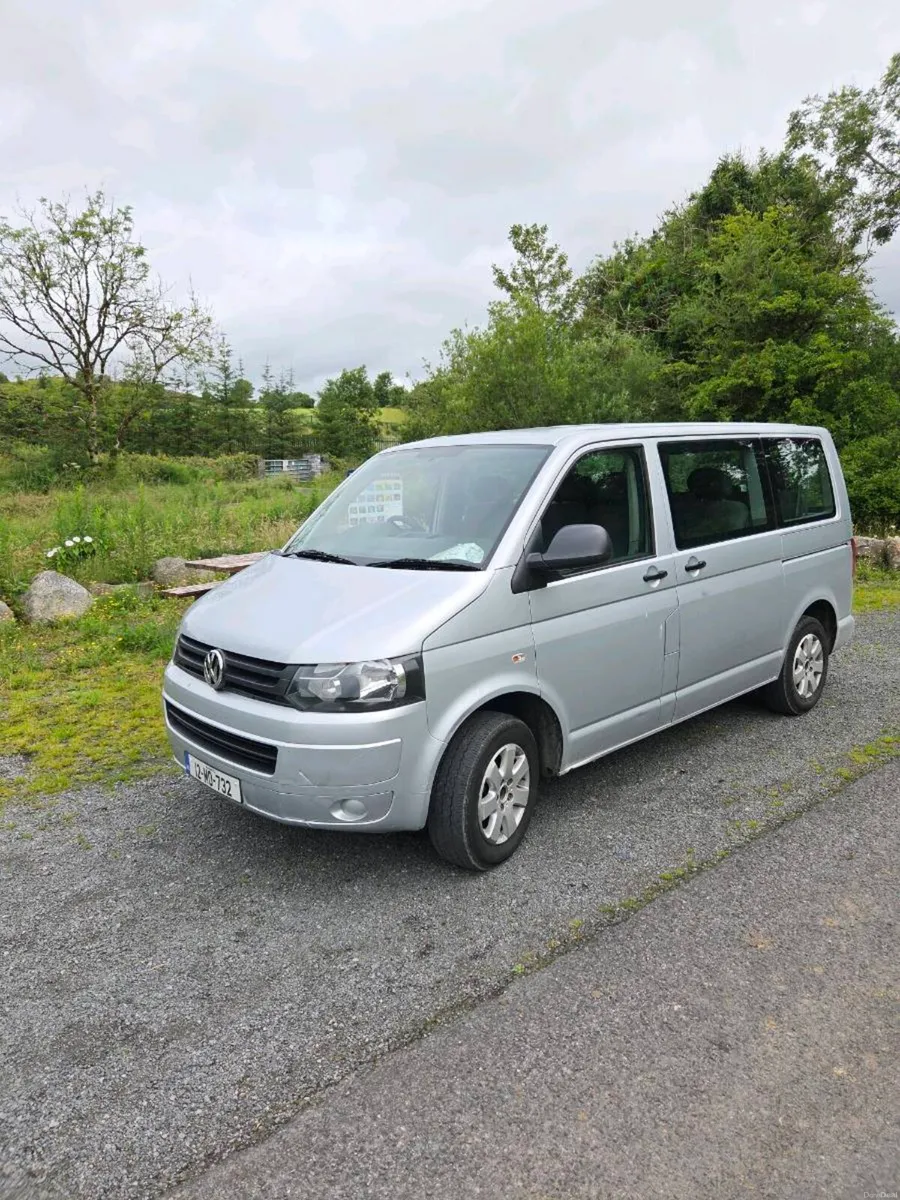 VW Transporter Shuttle - Image 1