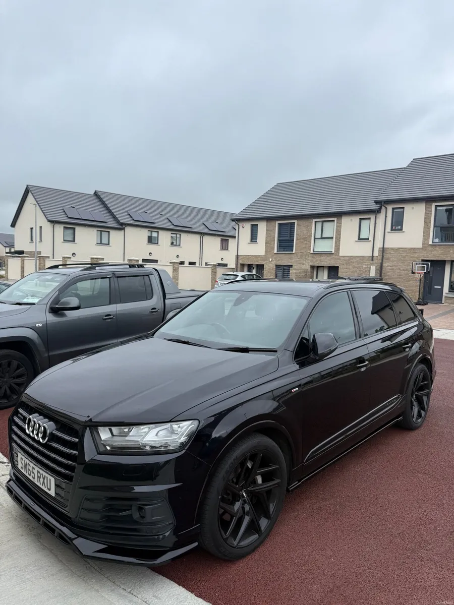 Audi Q7 2015 - Image 2