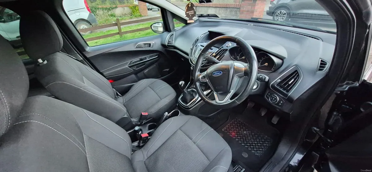 Ford B-Max 2014 - Image 2