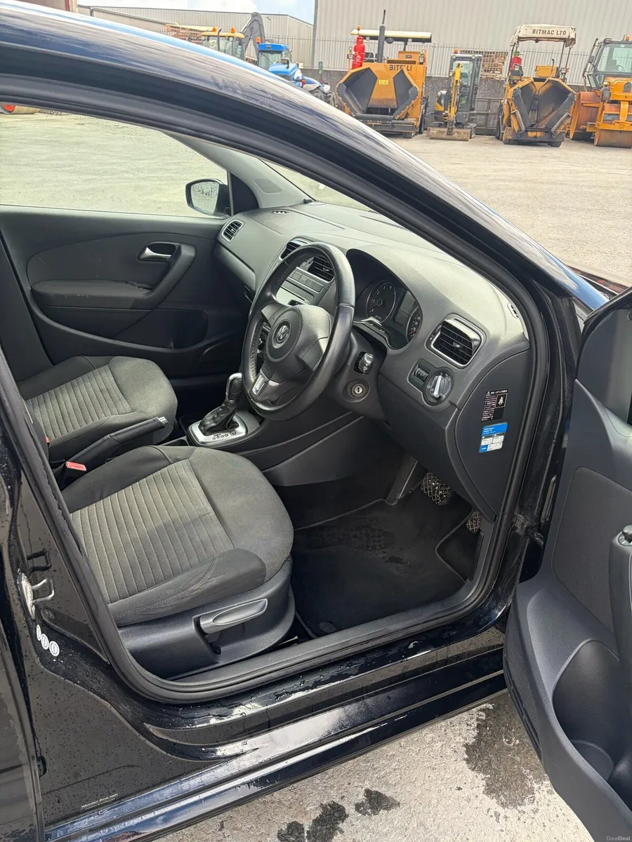 Volkswagen polo - Image 3