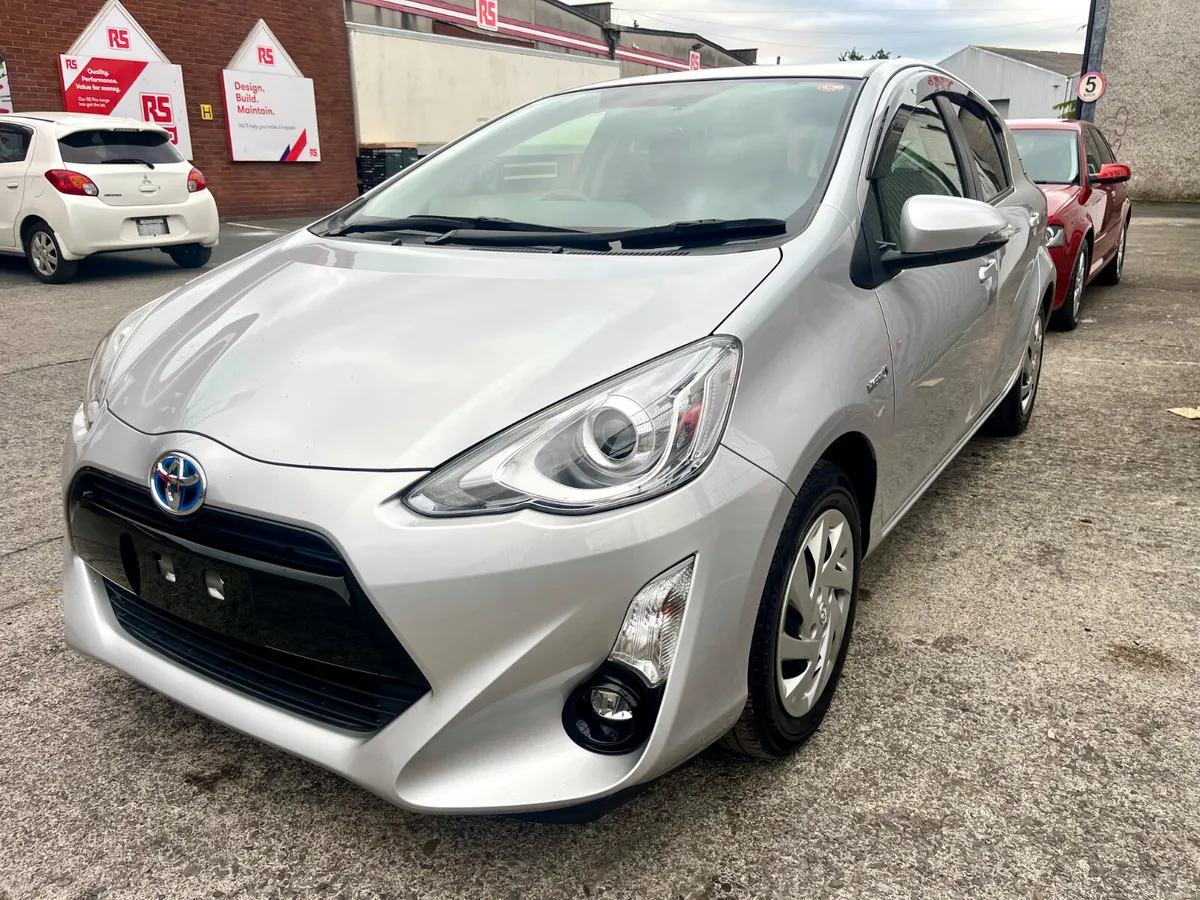 Toyota Aqua hybrid 2015 - Image 3