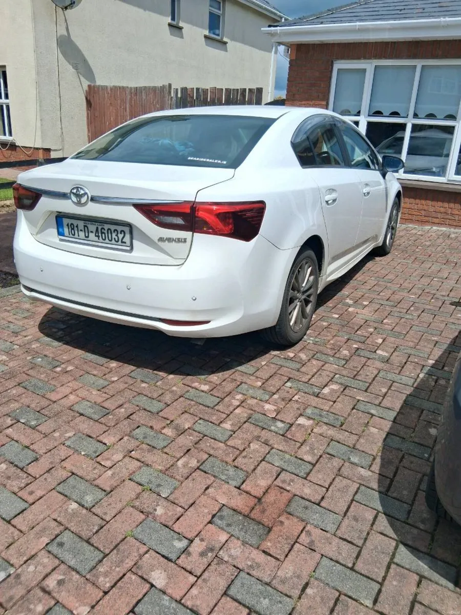 Toyota Avensis - Image 2