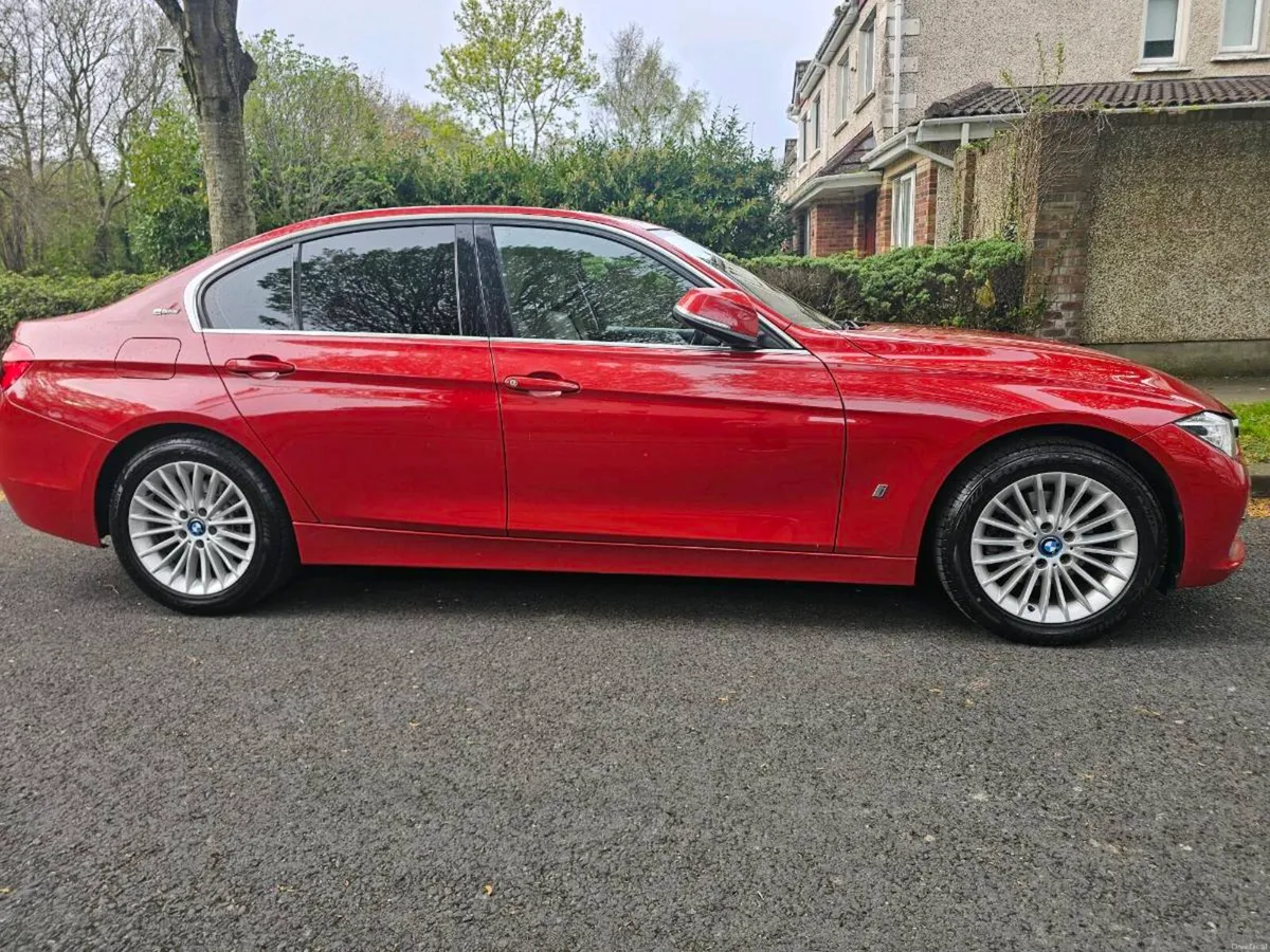 BMW 330e Low Mileage NCT May 2028 - Image 4
