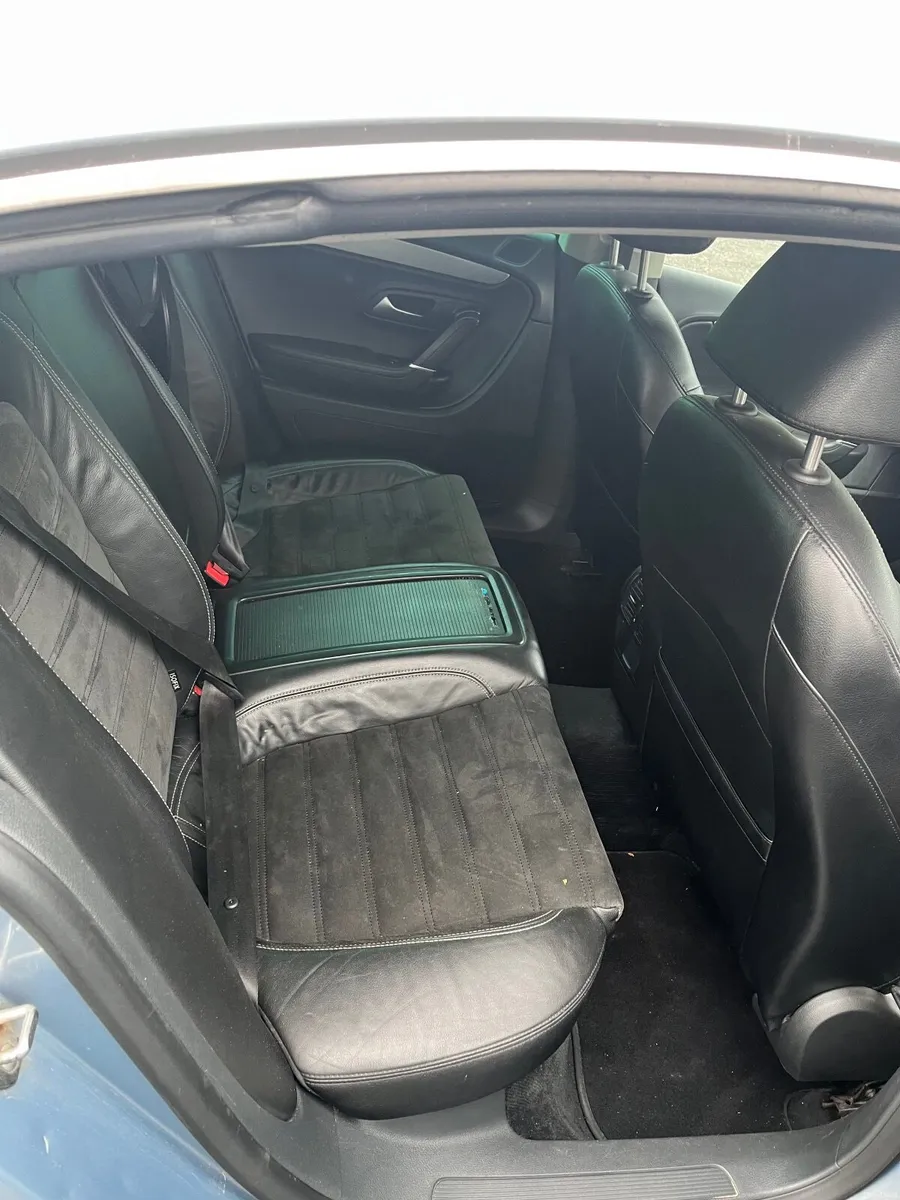 Volkswagen Passat 2009 - Image 3