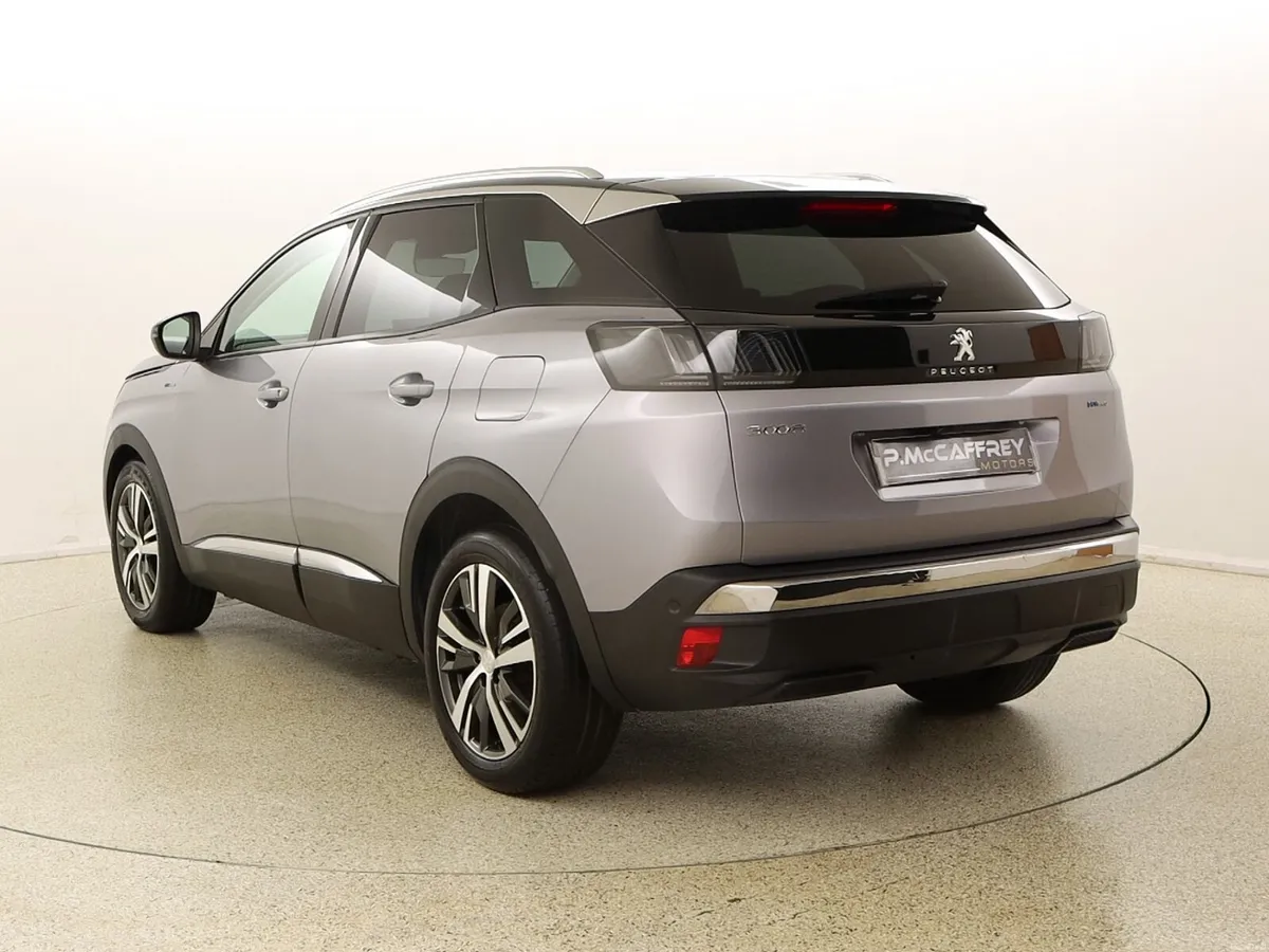 2023 Peugeot 3008 1.6 PHEV 225BHP ALLURE PREM AUTO - Image 5