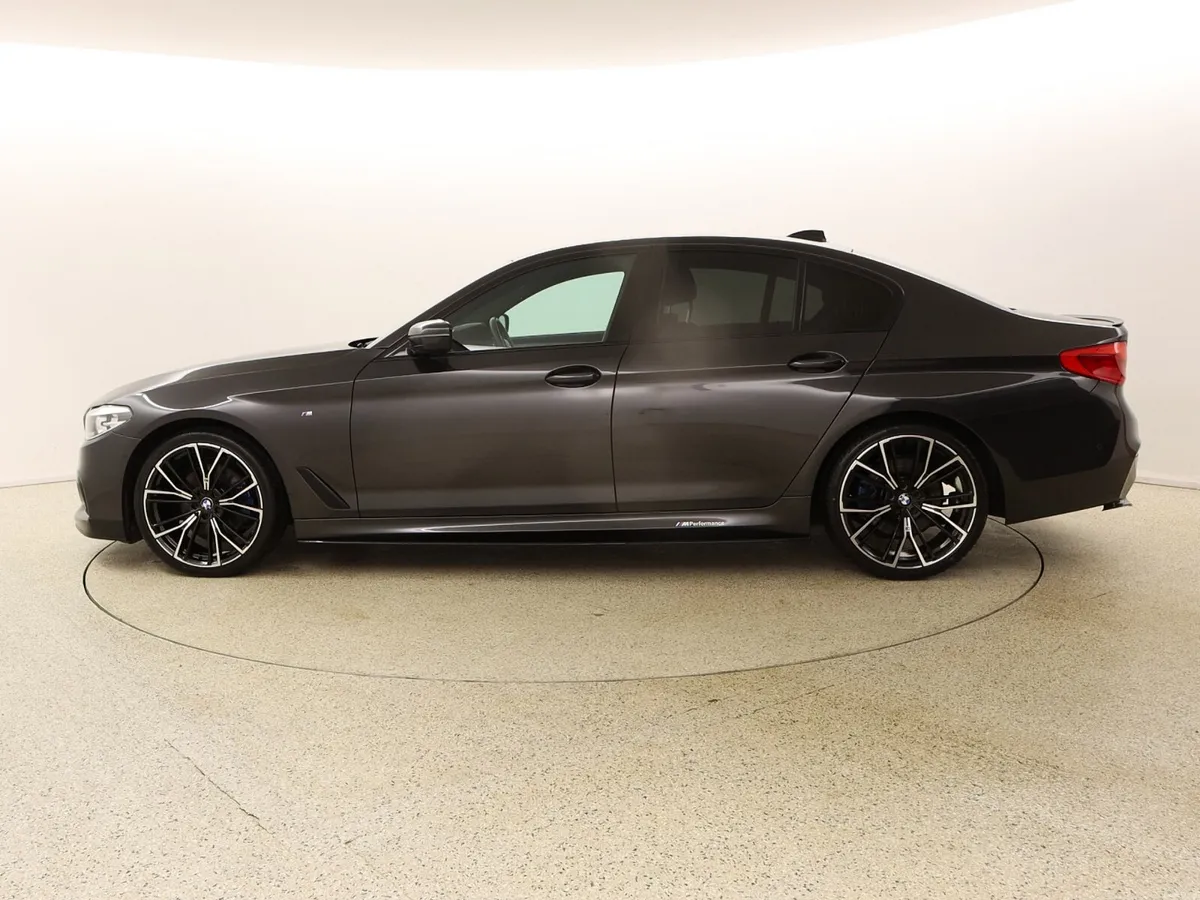 2018 BMW 520D 2.0 M-SPORT 190 BHP G30 M-PERFORMANC - Image 4