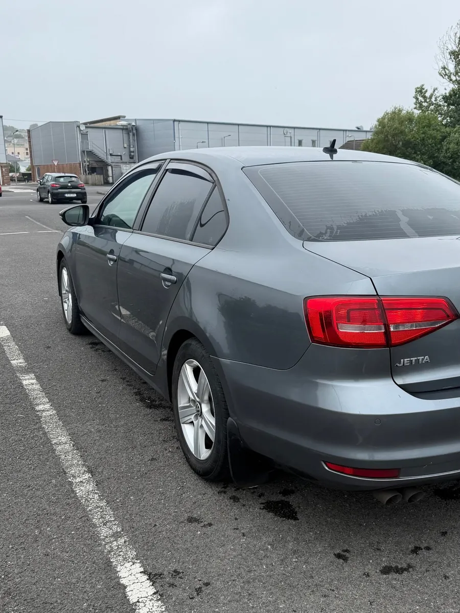 Volkswagen Jetta 2015 - Image 1