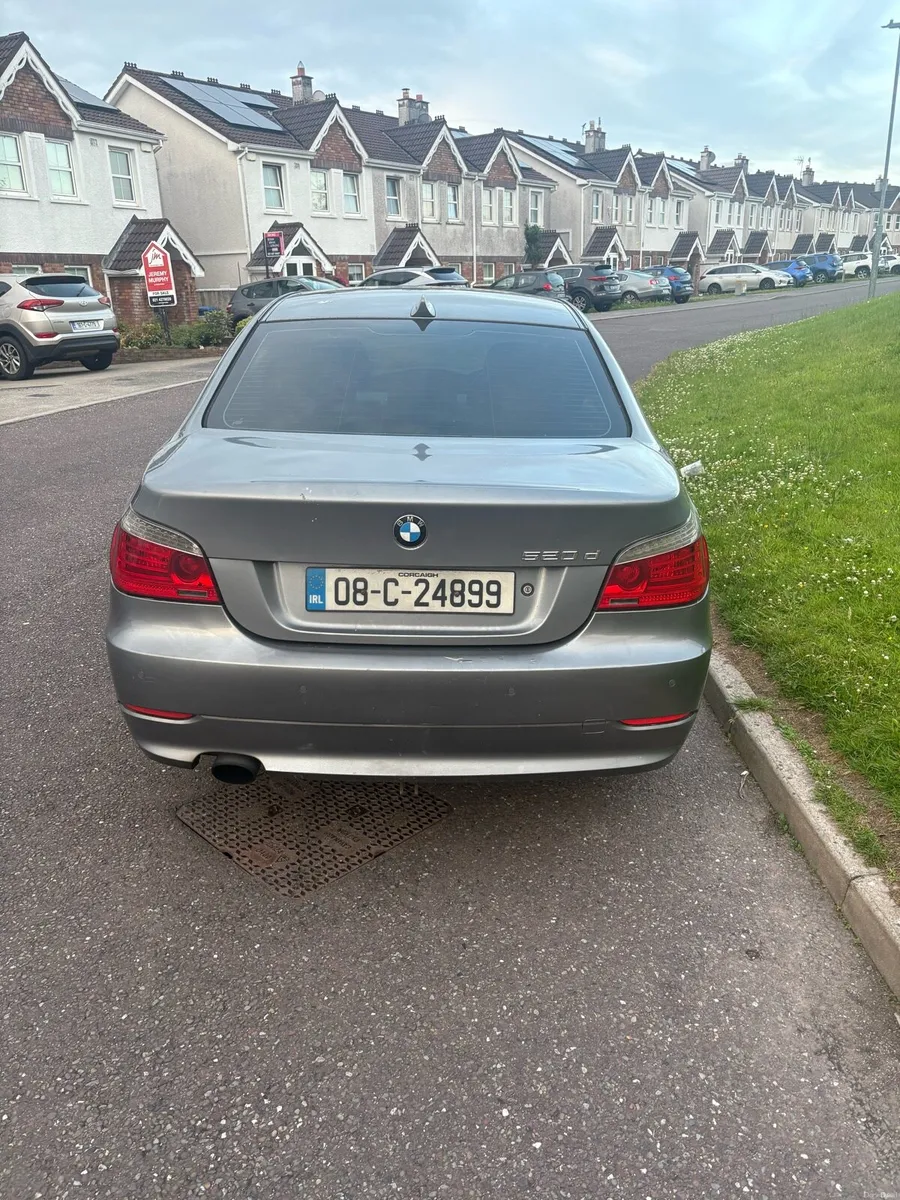 BMW 520d - Image 2