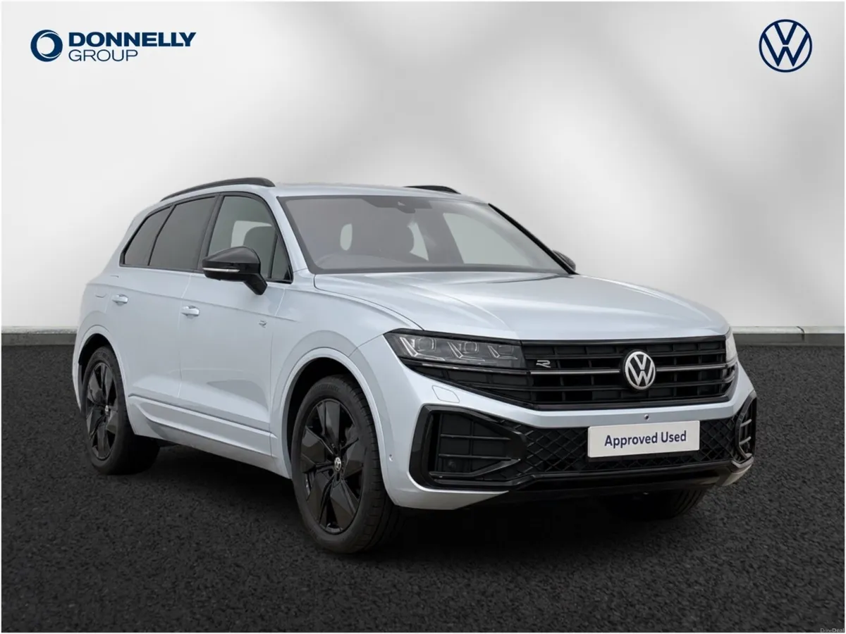 Volkswagen Touareg Diesel Estate Black Edition - Image 1