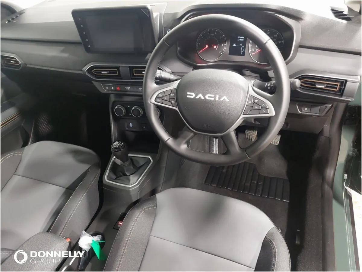 Dacia Sandero Stepway Hatchback Extreme - Image 4