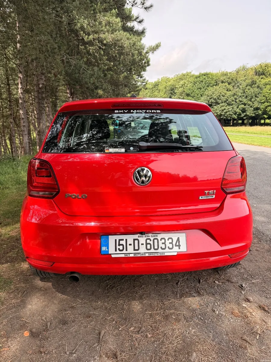 Volkswagen Polo 2015 - Image 2