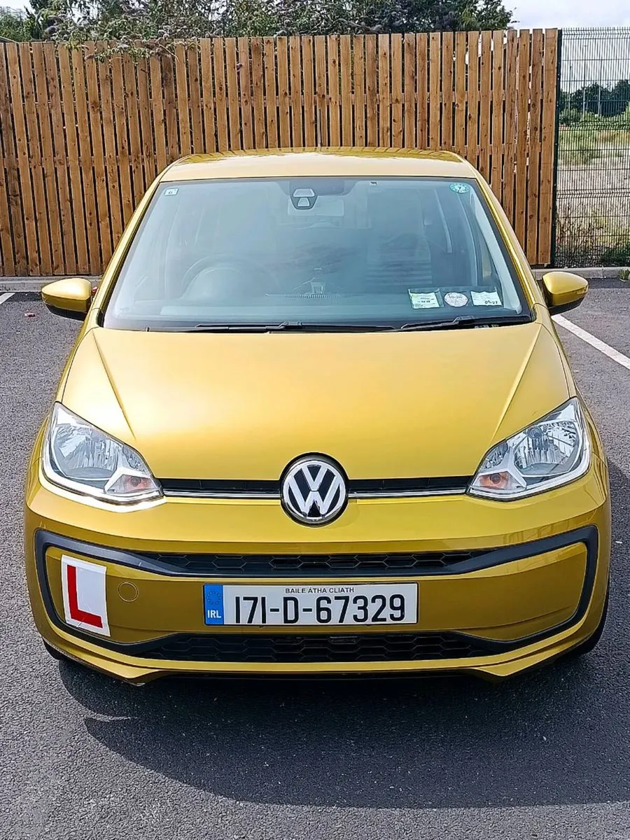 Volkswagen up - Image 1