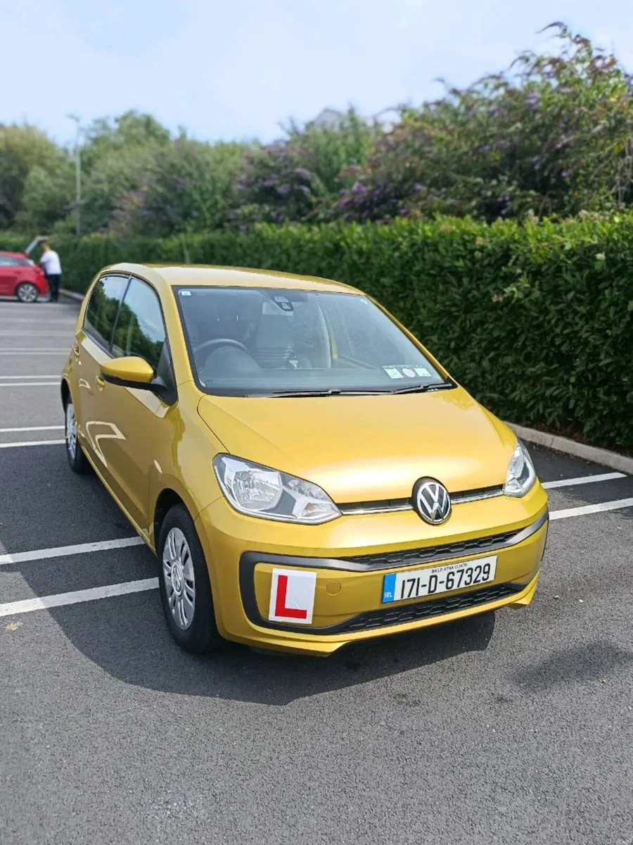 Volkswagen up - Image 3