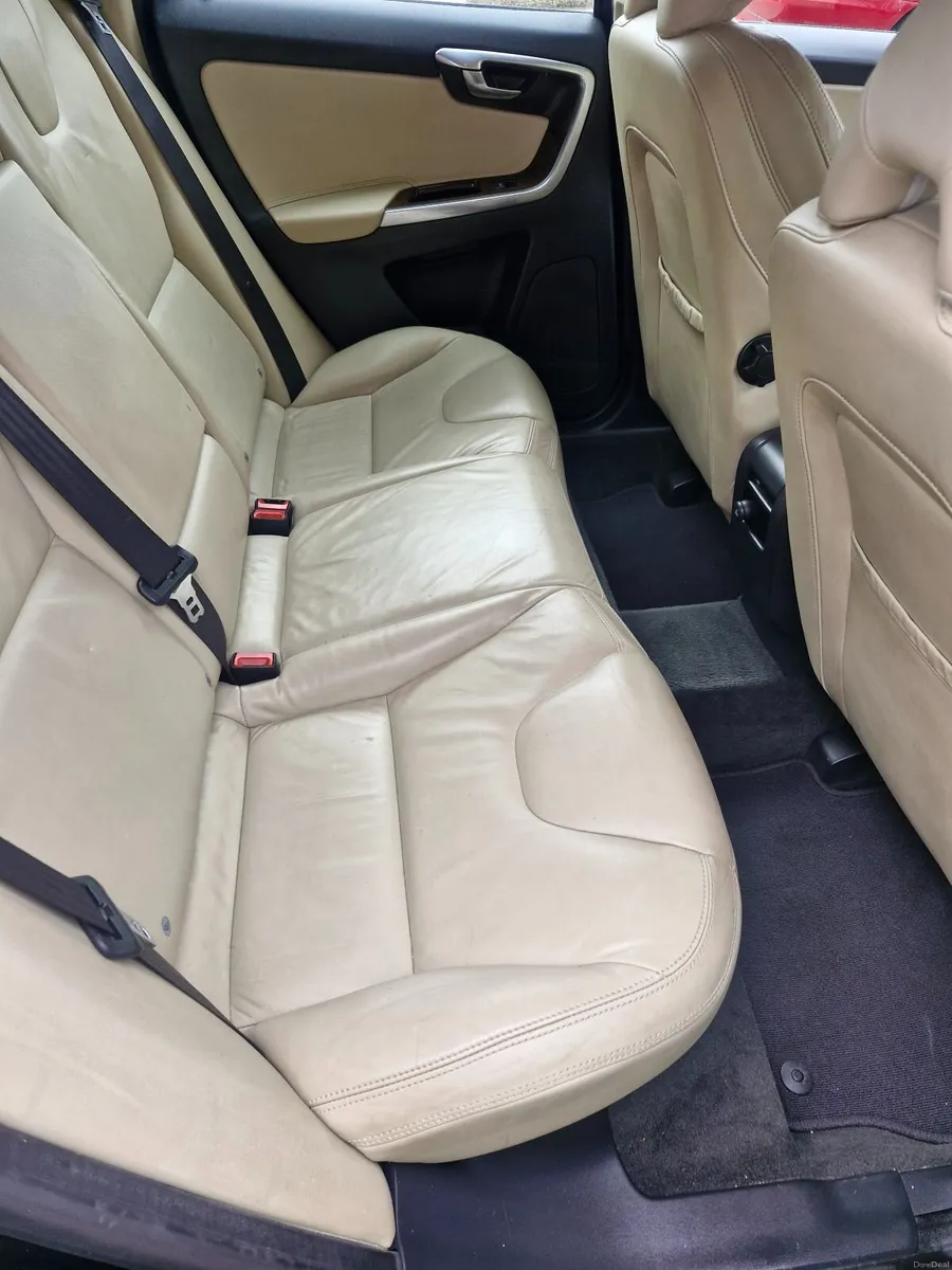 Volvo XC60 2014 - Image 6