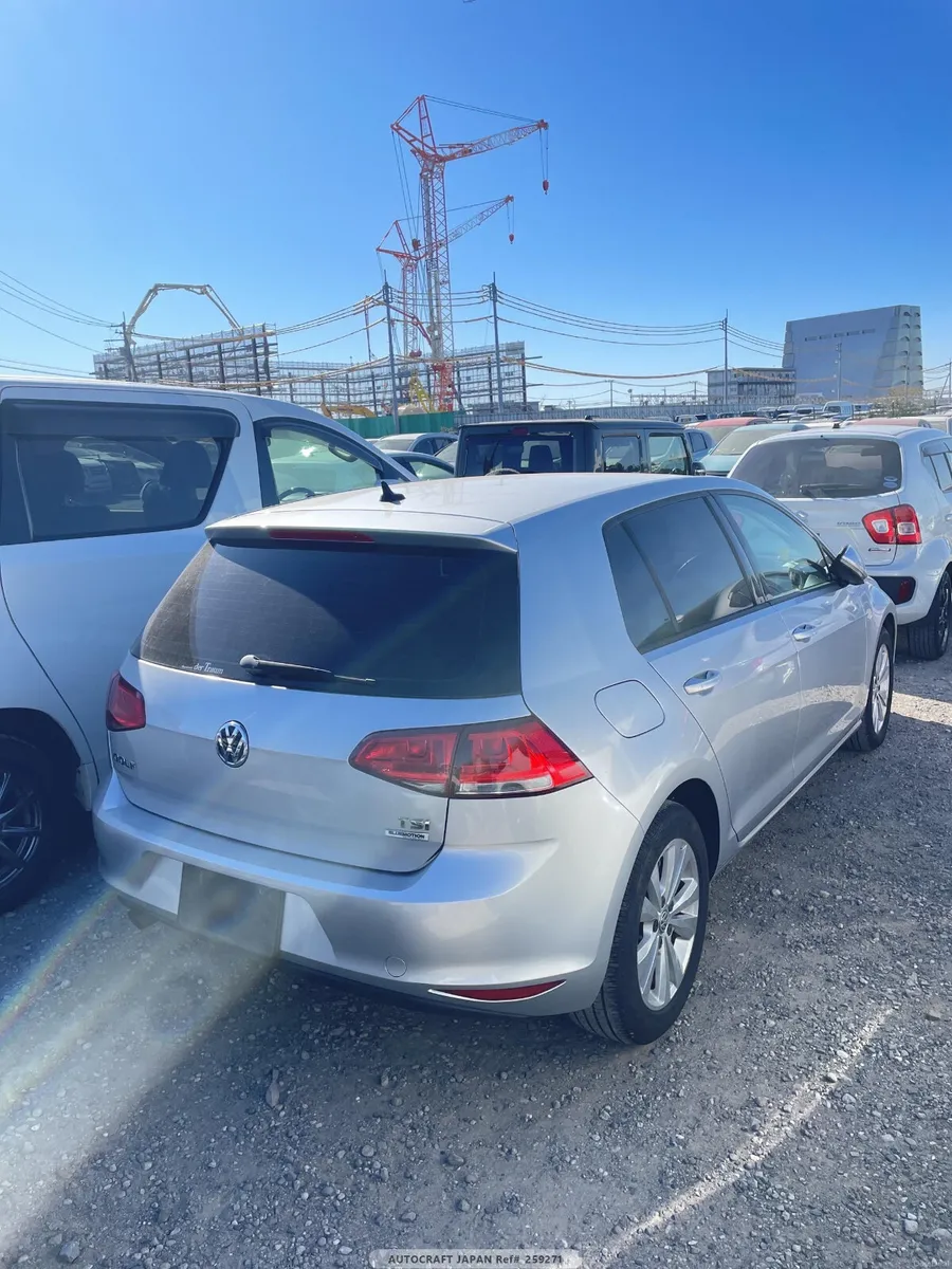 VW GOLF 2015 1.2Tsi AUTO - Image 3
