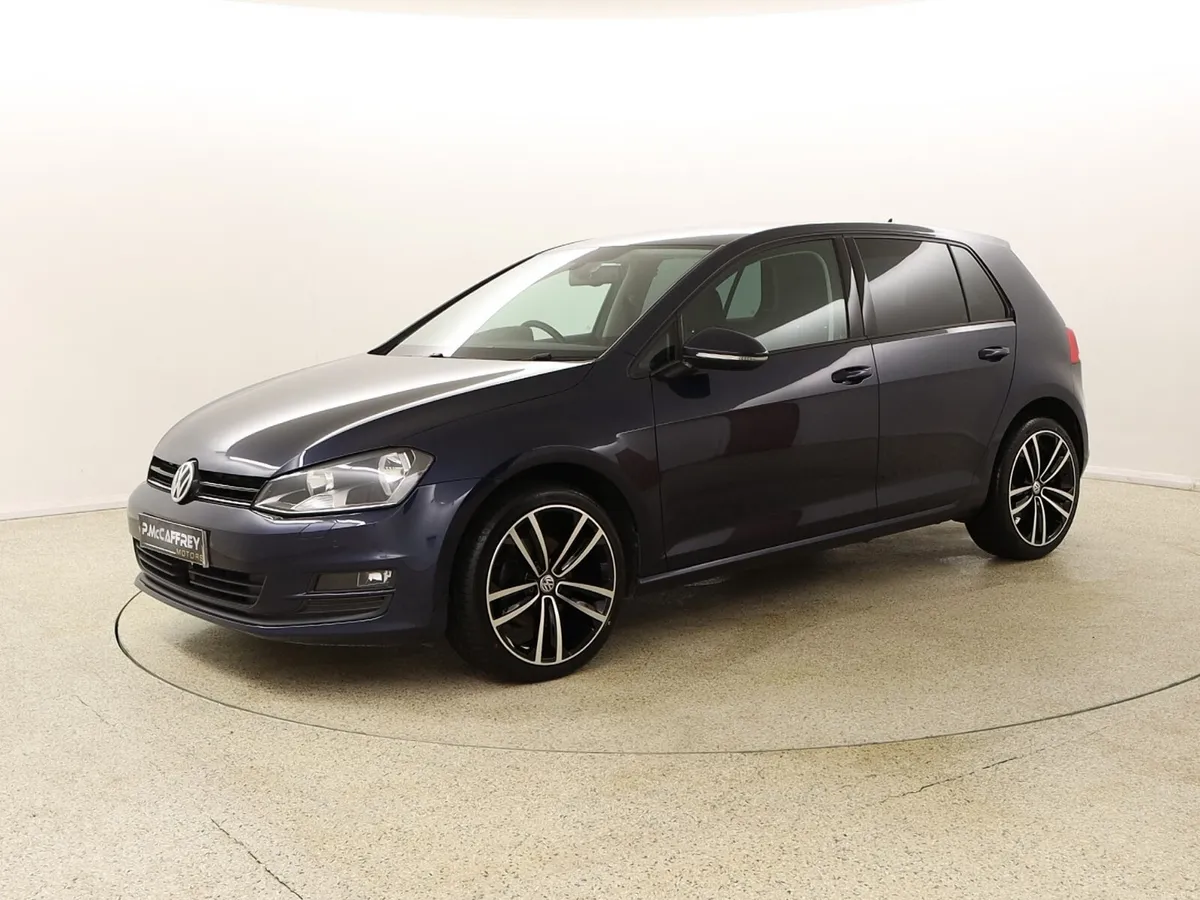 2016 Volkswagen Golf 1.6 TDI Match Edition 110 BHP - Image 3