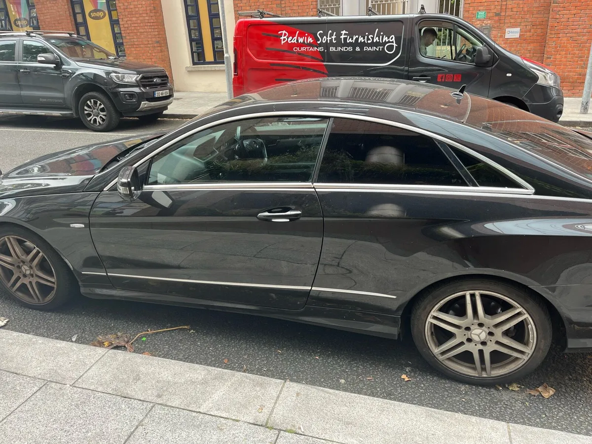 Mercedes E250 2011 Model - Image 4