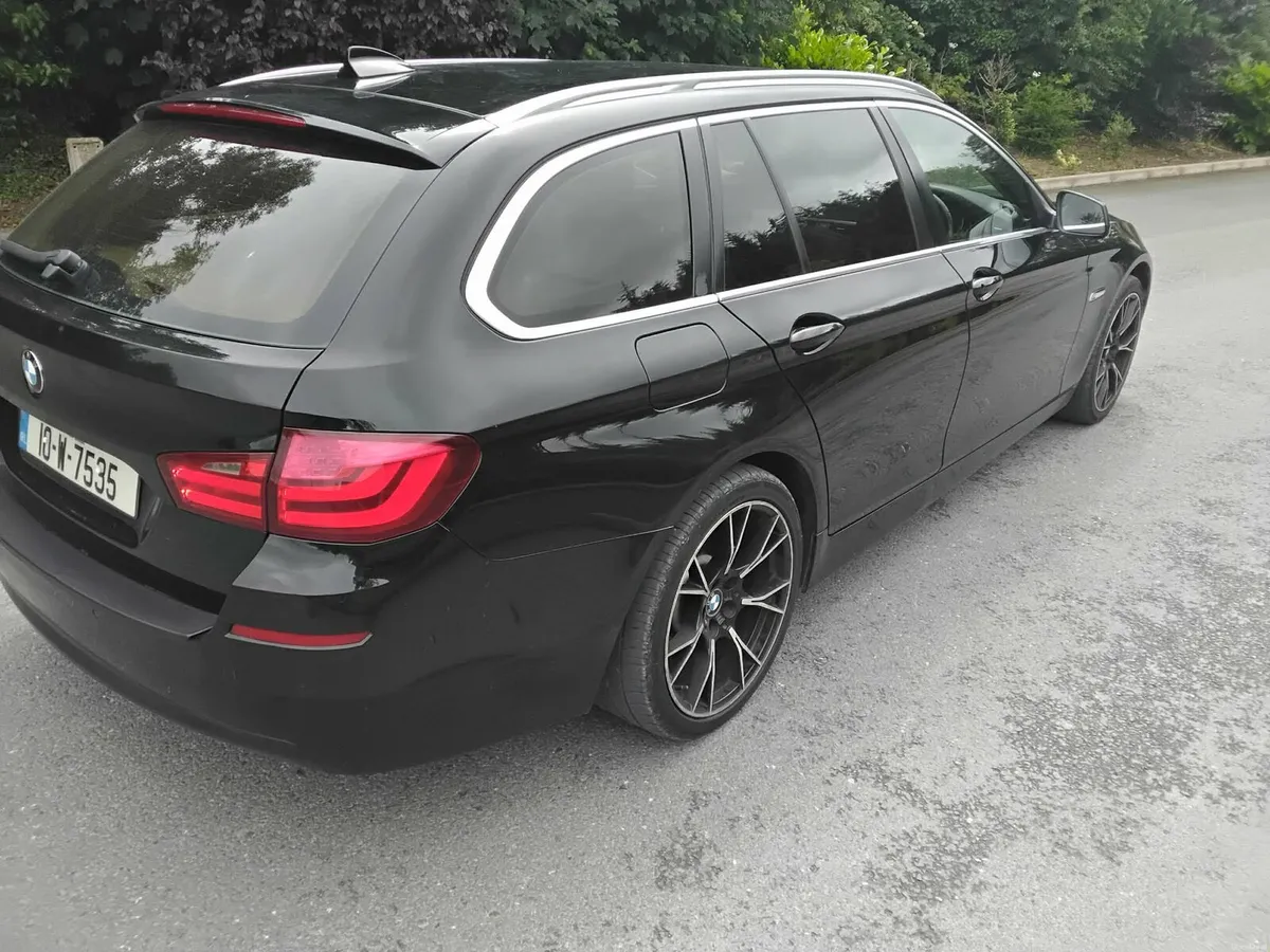 Bmw 520d Automatic estate - Image 2