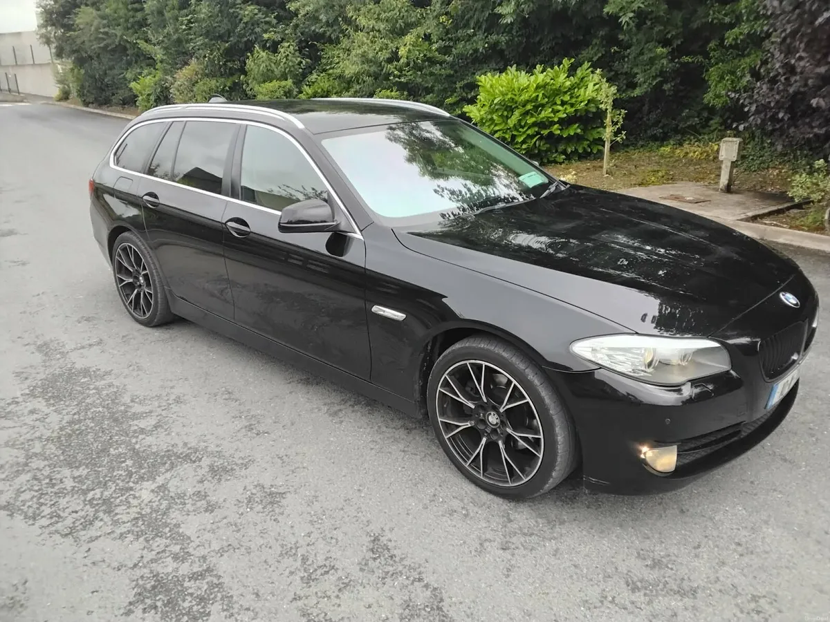 Bmw 520d Automatic estate - Image 1