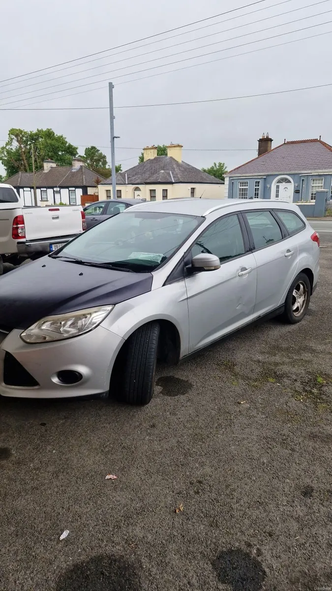 Ford Focus 2012 - Image 2