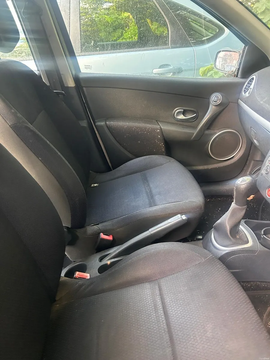 Car - Image 4