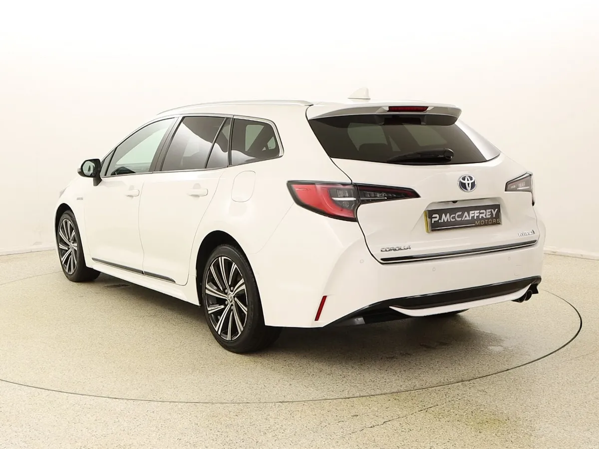 2021 Toyota Corolla Design 2.0 Hybrid Auto - Image 5