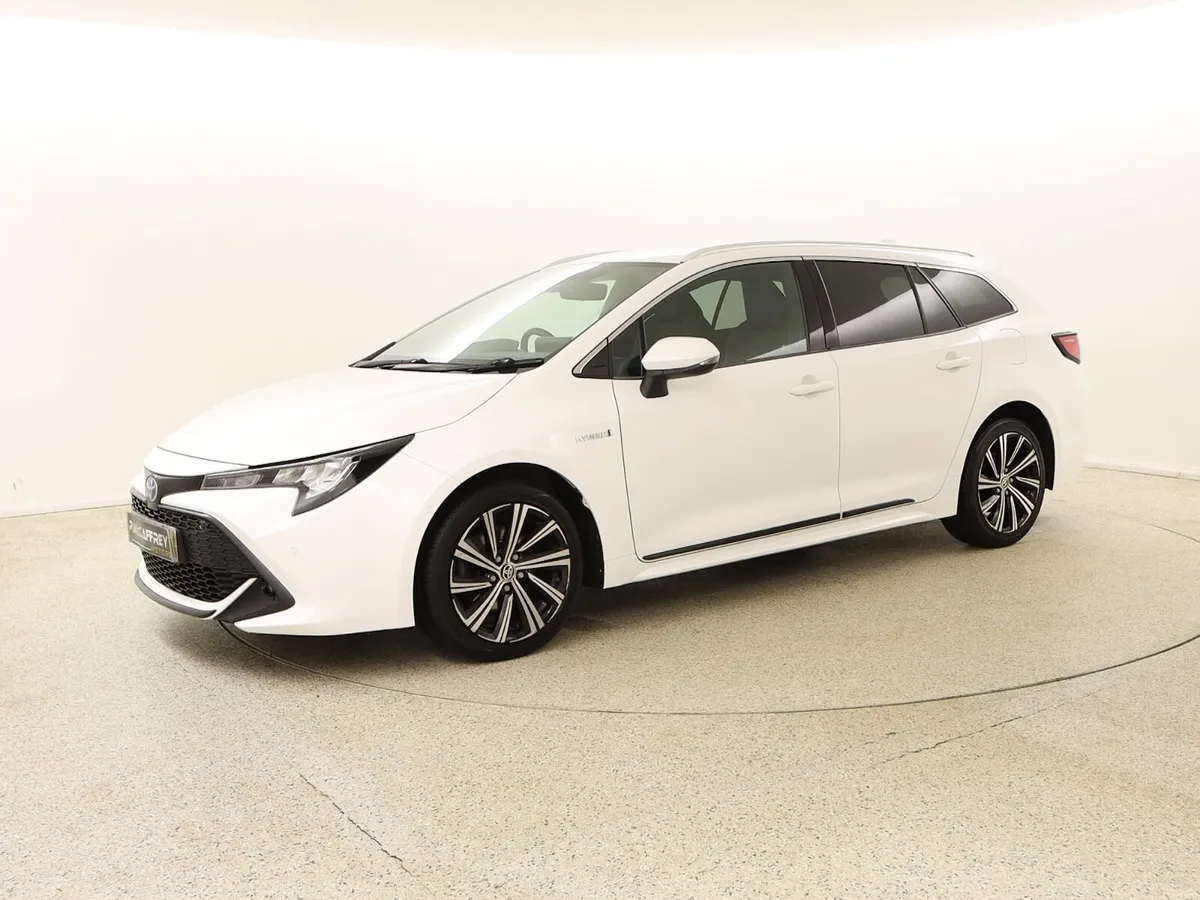 2020 Toyota Corolla Design 2.0 Hybrid Auto - Image 3