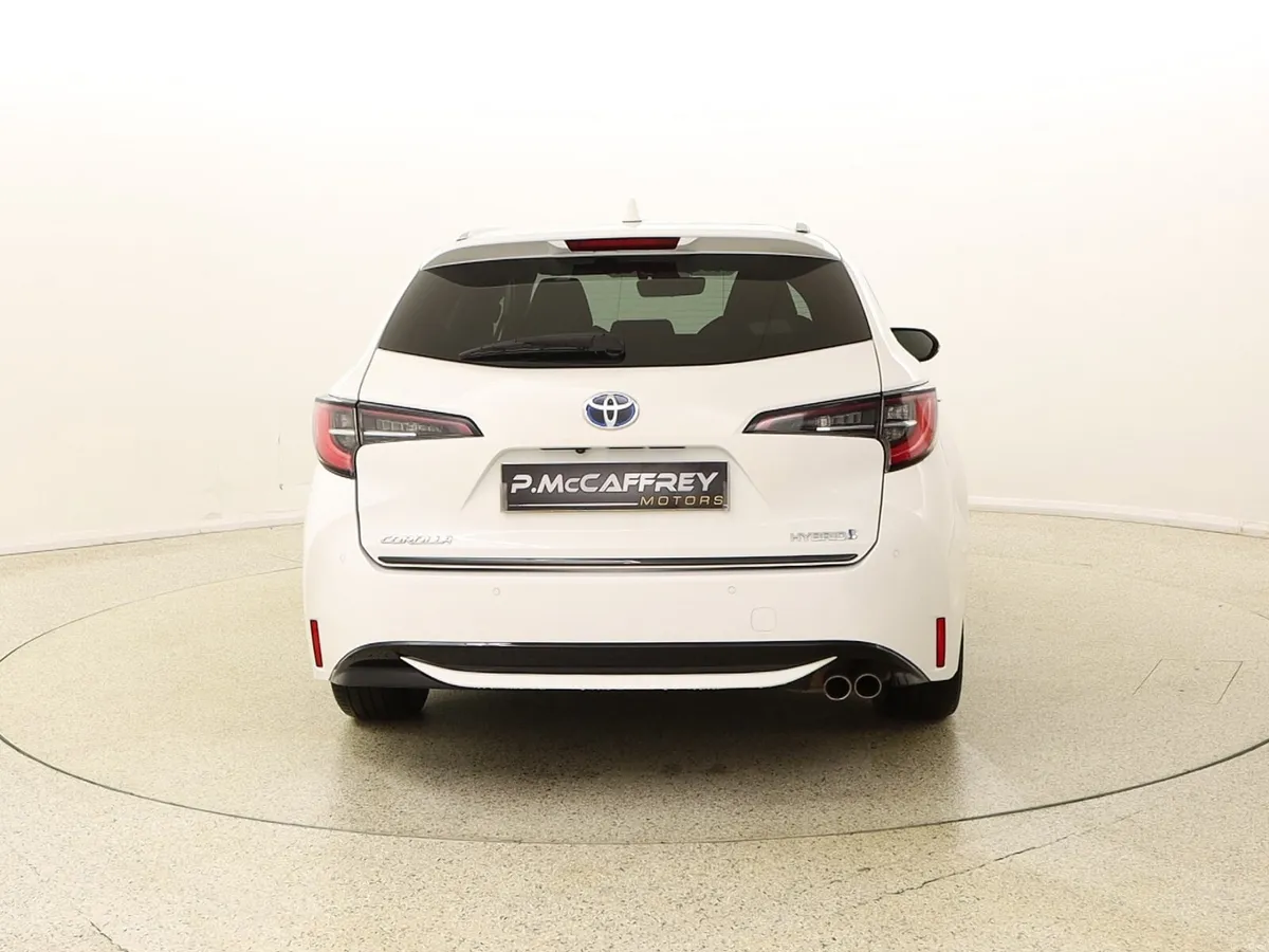 2021 Toyota Corolla Design 2.0 Hybrid Auto - Image 6