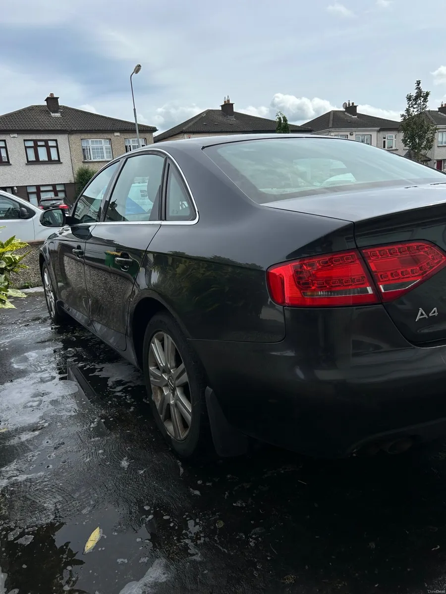 AUDI A4 2011 2.0 TDI DIESEL - Image 3