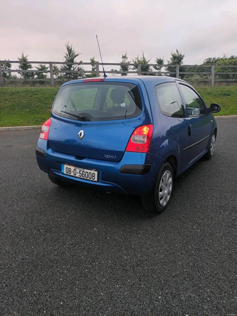 Car - Image 3