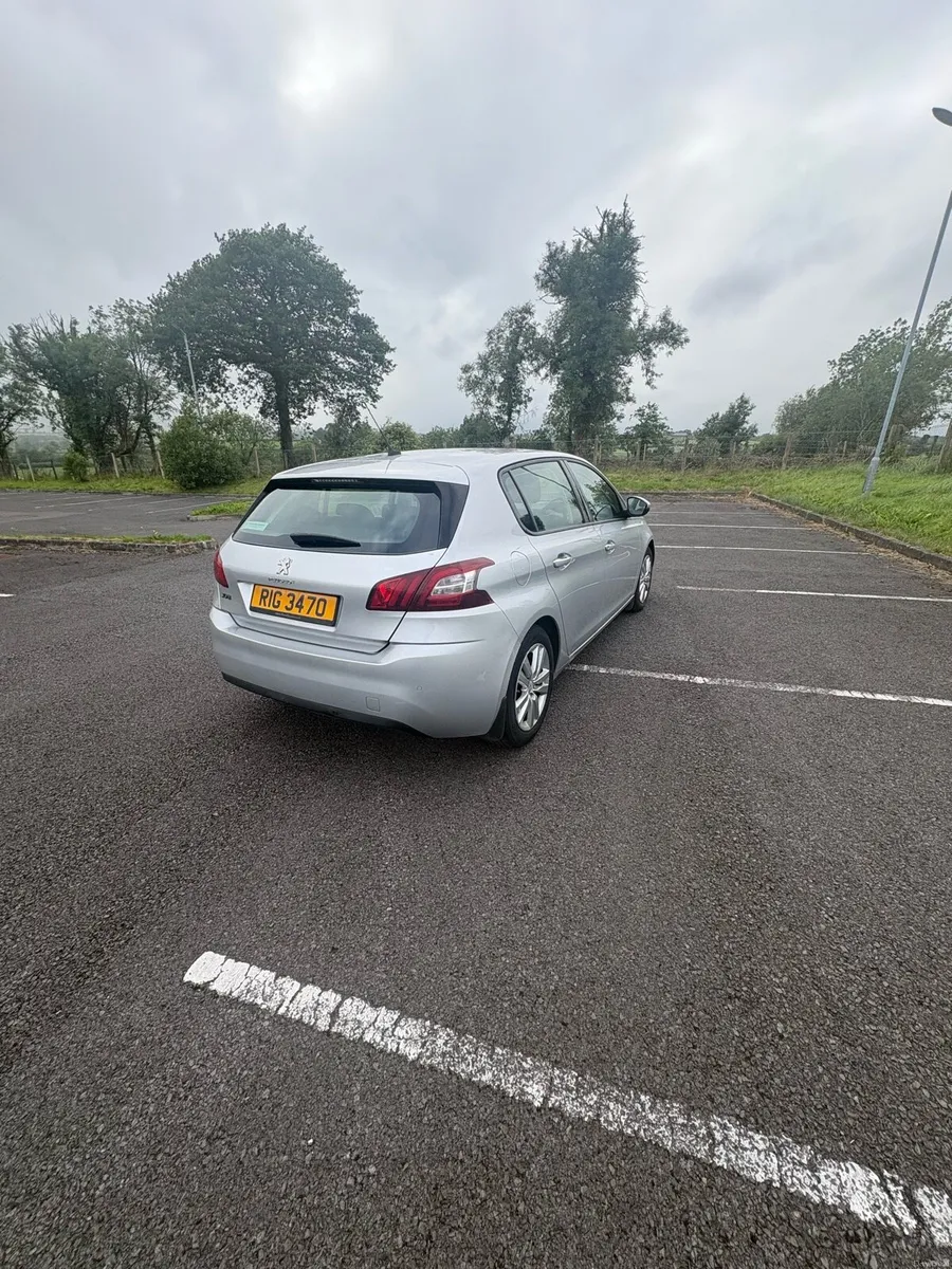 Peugeot 308 2014 - Silver - Image 2