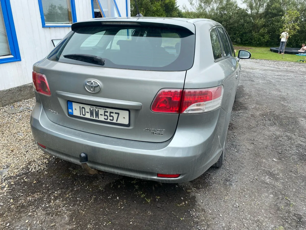 Toyota avensis - Image 3