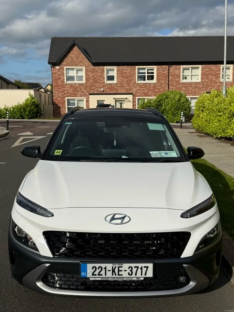 2022 Hyundai Kona - Image 2
