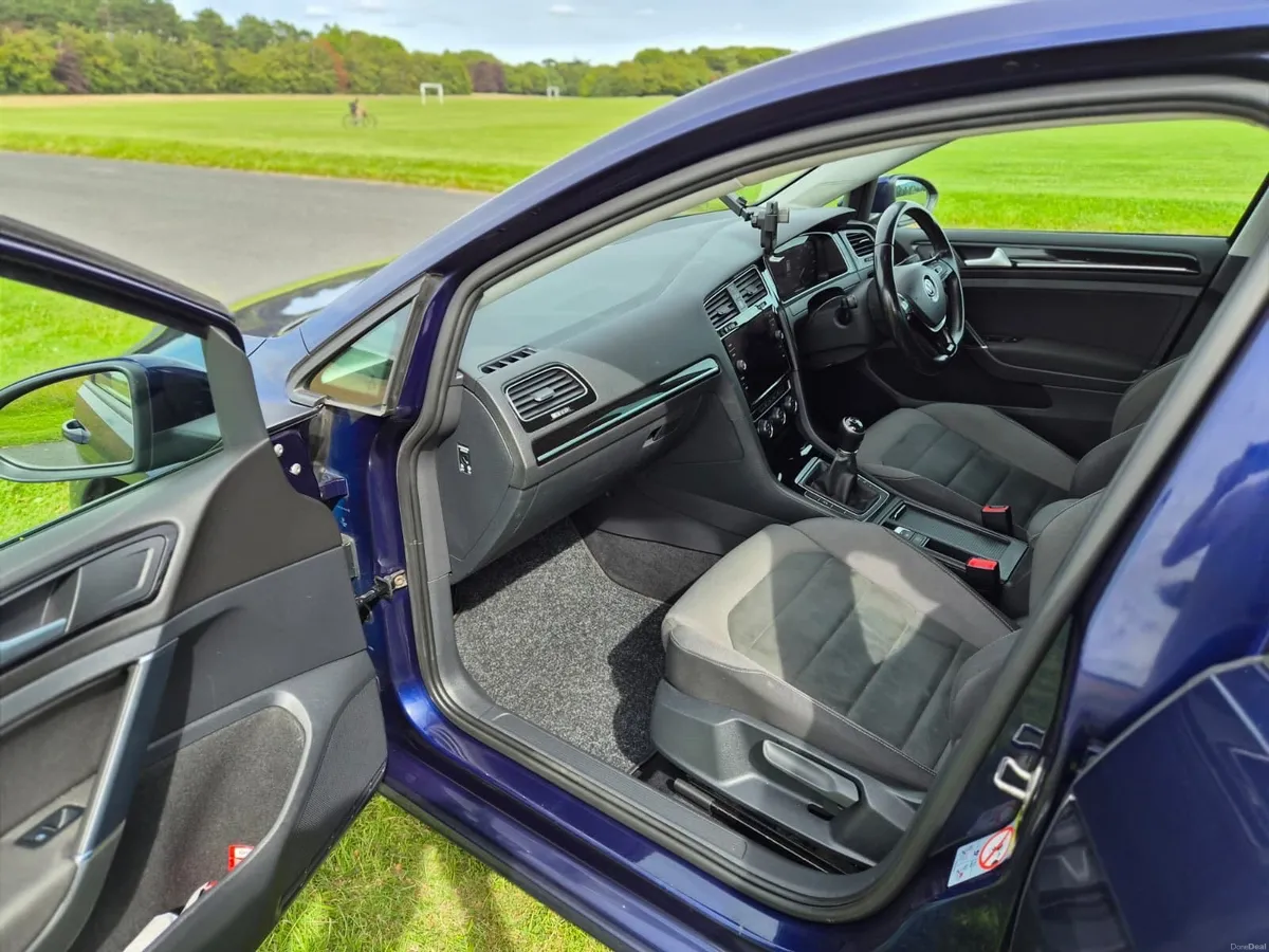 Volkswagen Golf 2019 - Image 4