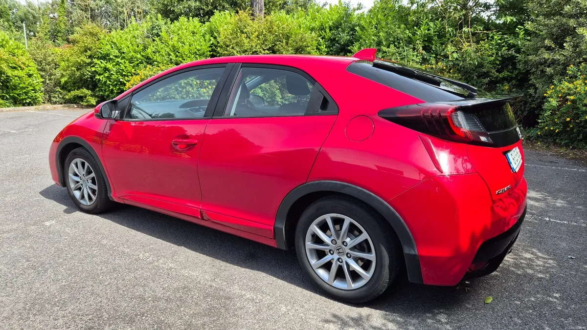 Honda Civic 2016 - Image 4