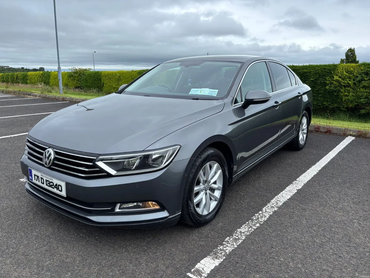 Volkswagen Passat 2017 comfort line - Image 2