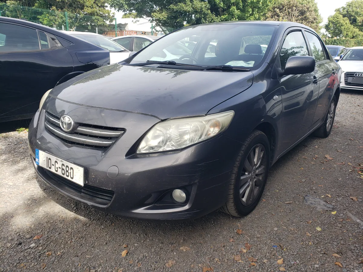 Toyota Corolla 2010 - Image 2