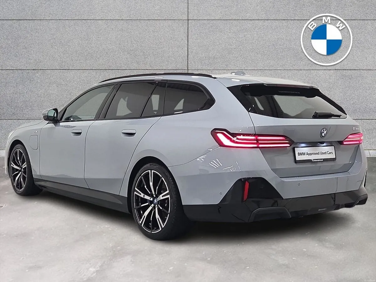 BMW 5-Series 530e M Sport Touring - Image 3