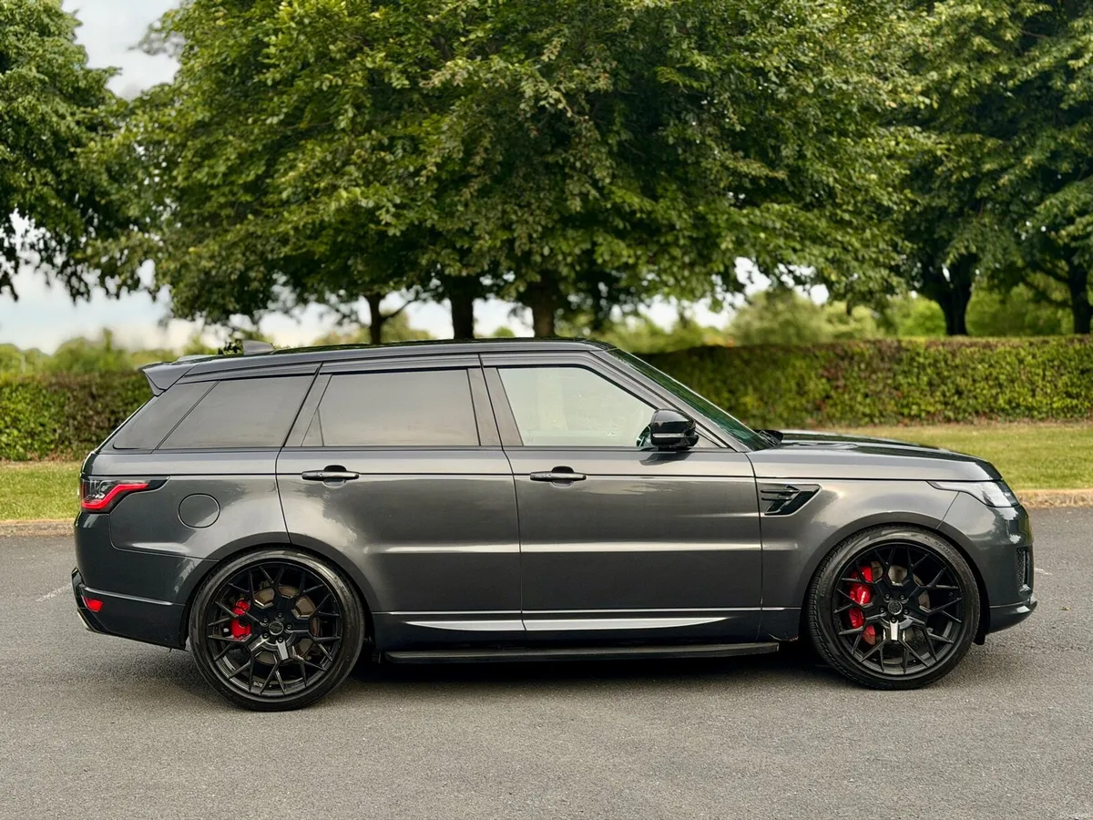 2022 RANGE ROVER SPORT • P400E • HSE - Image 4