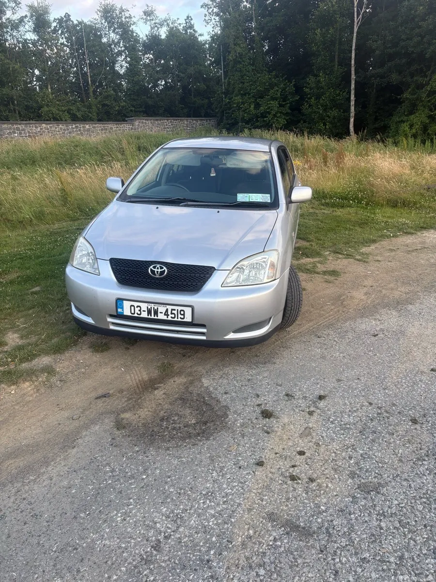E12 Corolla - Image 4