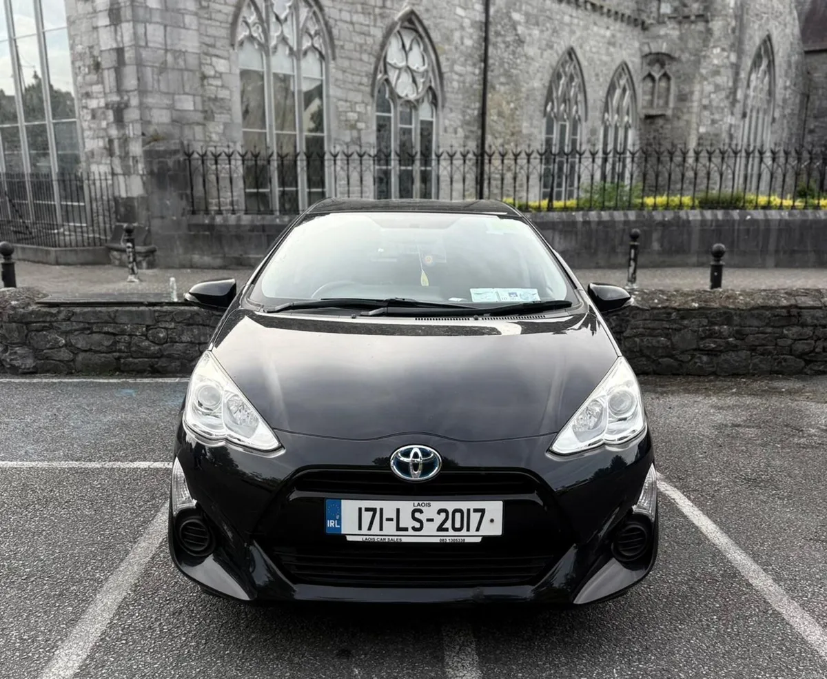 Toyota Aqua 2017 - Image 3