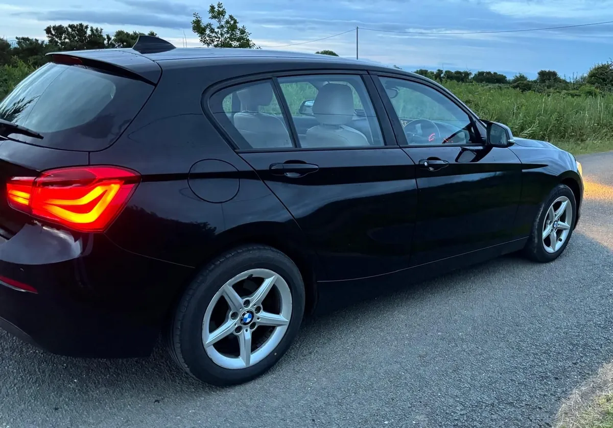 BMW 1-Series 2015 - Image 5