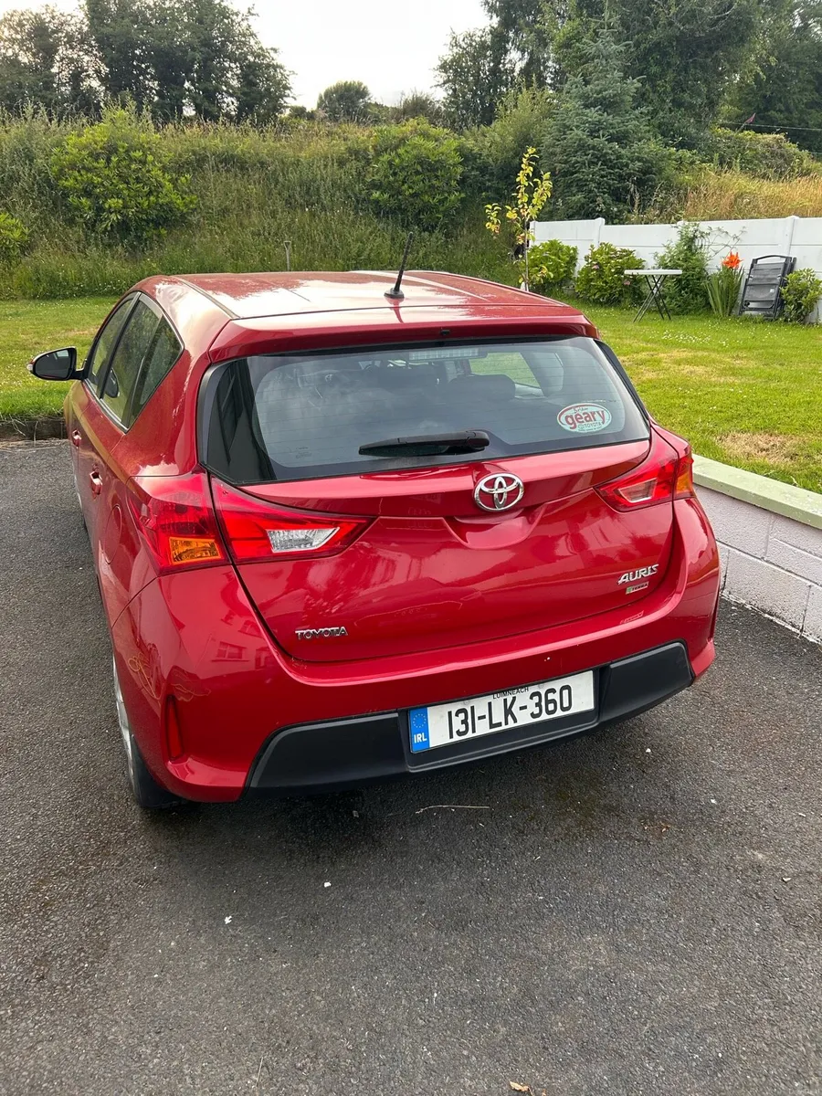 131 Toyota Auris Terra 1.4 diesel - Image 1